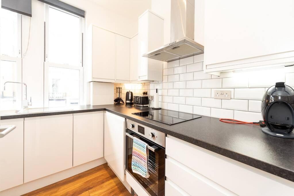 Beautiful Apartment By Hyde Park Ss2 Londra Esterno foto